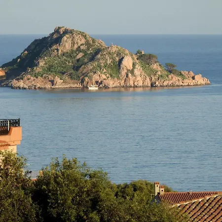 Casa Cala Luna *